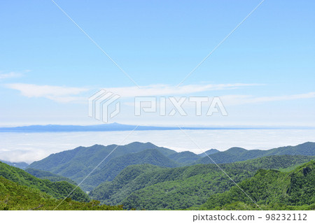 來自知床隘口的懷舊國後 98232112