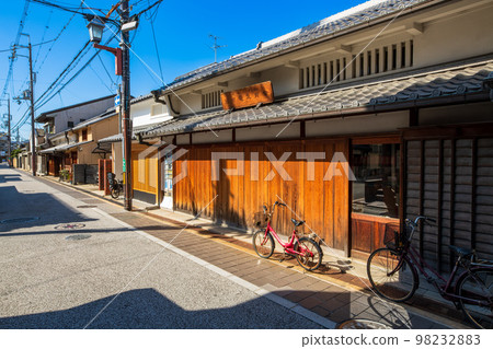 舊紀州街道的大阪岸和田街景 98232883