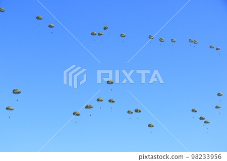 Parachute drop Remote island recapture exercise Special forces airborne drop Parachute drop Remote island recapture exercise Special forces airborne drop 98233956