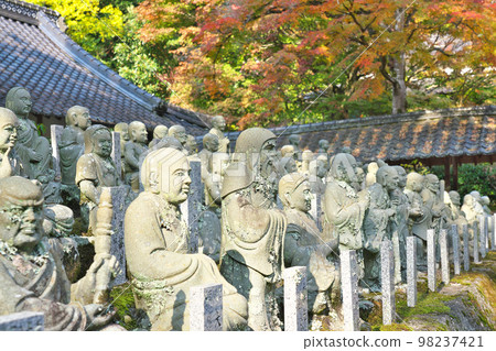 [Buttsuji Temple (autumn leaves)] Takasaka Town, Mihara City, Hiroshima Prefecture 98237421