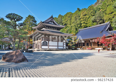 [Buttsuji Temple (autumn leaves)] Takasaka Town, Mihara City, Hiroshima Prefecture 98237428
