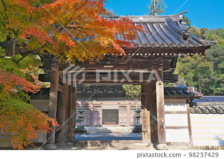 [Buttsuji Temple (autumn leaves)] Takasaka Town, Mihara City, Hiroshima Prefecture 98237429