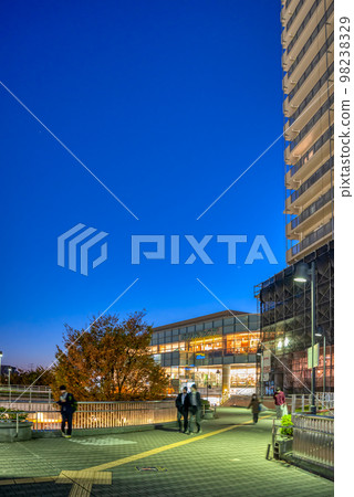 東京大泉學園站前練馬區街景 98238329