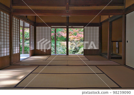[Buttsuji Temple (autumn leaves)] Takasaka Town, Mihara City, Hiroshima Prefecture 98239090