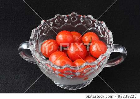 Mini Tomato Mini Tomato 98239223