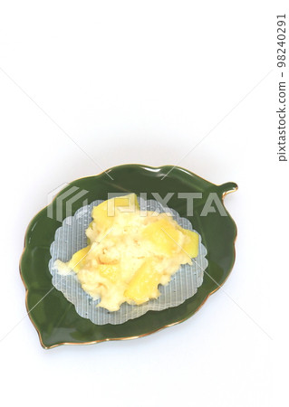 Ishigaki mochi (local cuisine, vertical composition) 98240291