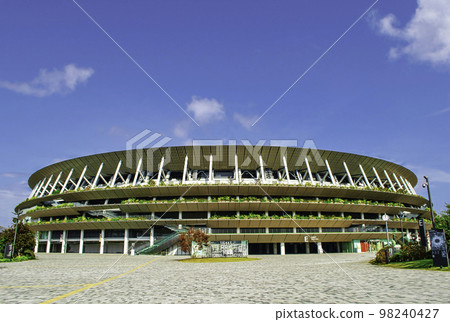 Tokyo National Stadium (Tokyo 2020 Olympic venue) Gaienmon direction 98240427