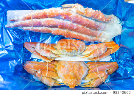 海鮮：冷凍帝王蟹和雪蟹 98240663