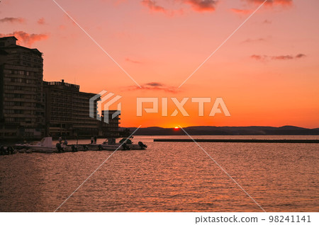 Kagaya, Wakura Onsen, Nanao City, Ishikawa Prefecture, sunset over Nanao Bay 98241141