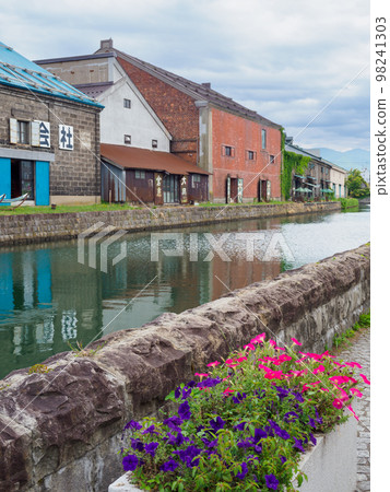 Hokkaido_Summer scenery of Otaru Canal Hokkaido_Summer scenery of Otaru Canal 98241303