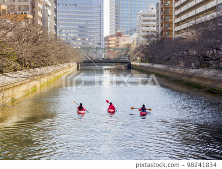 Kayaking on the Oyoko River, Koto-ku, Tokyo Kayaking on the Oyoko River, Koto-ku, Tokyo 98241834