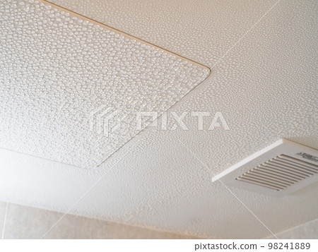 Water droplets on the bathroom ceiling 98241889