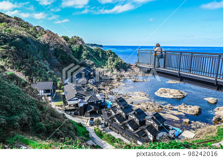 Cape Suzu, Noto Peninsula, Ishikawa Prefecture, Lamp Inn and Sky Observatory, View from Skybird Cape Suzu, Noto Peninsula, Ishikawa Prefecture, Lamp Inn and Sky Observatory, View from Skybird 98242016