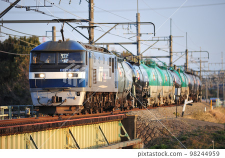 Takasaki Line Okabe-Honjo JR Freight EF210-136 (New Tsurumi) 98244959