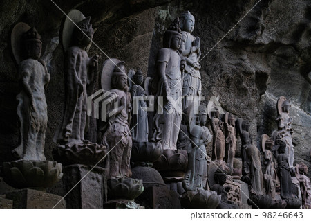 [Chiba Prefecture] Mt. Nokogiri in summer ‗‗Hyakutai Kannon _02 98246643