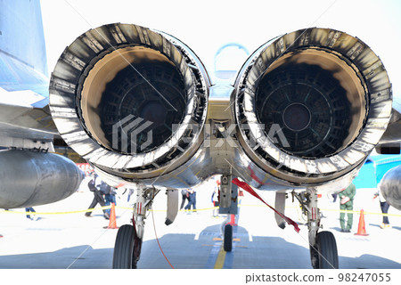 F-15鷹式戰鬥機發動機噴口排氣 98247055
