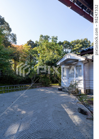 Togo House Togo House 98247332