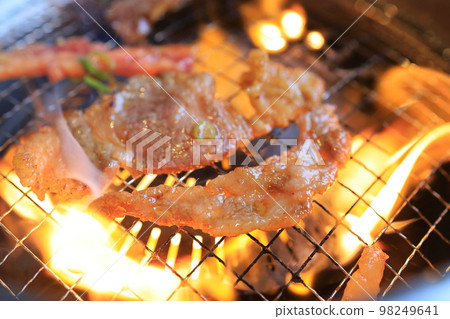 日本黑牛肉烤肉（Kalbi） 98249641
