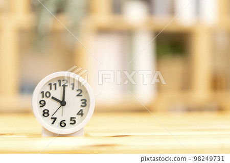 時鐘時間10:00 22:00 10:00 22:00 時鐘時間10:00 22:00 10:00 22:00 98249731