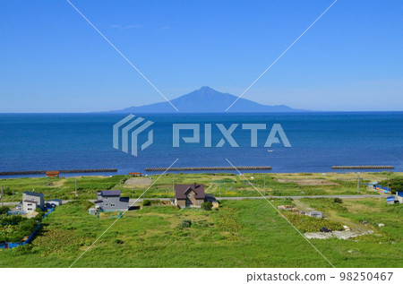 Rishiri Fuji seen from Yuhigaoka Parking 98250467