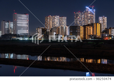 "Kanagawa Prefecture" Night view of Musashi Kosugi Tower Mansion / Residential area of Kawasaki City "Kanagawa Prefecture" Night view of Musashi Kosugi Tower Mansion / Residential area of Kawasaki City 98250474
