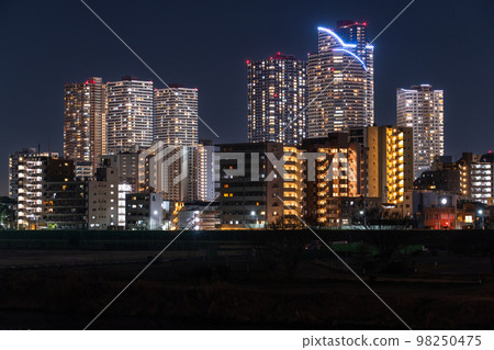 "Kanagawa Prefecture" Night view of Musashi Kosugi Tower Mansion / Residential area of Kawasaki City "Kanagawa Prefecture" Night view of Musashi Kosugi Tower Mansion / Residential area of Kawasaki City 98250475