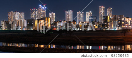 《神奈川縣》武藏小杉塔宅邸夜景/川崎市住宅區 98250485