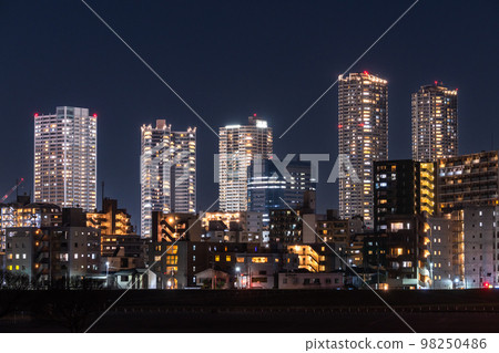 "Kanagawa Prefecture" Night view of Musashi Kosugi Tower Mansion / Residential area of Kawasaki City "Kanagawa Prefecture" Night view of Musashi Kosugi Tower Mansion / Residential area of Kawasaki City 98250486