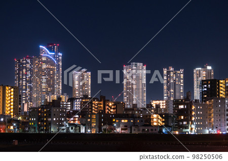 "Kanagawa Prefecture" Night view of Musashi Kosugi Tower Mansion / Residential area of Kawasaki City "Kanagawa Prefecture" Night view of Musashi Kosugi Tower Mansion / Residential area of Kawasaki City 98250506