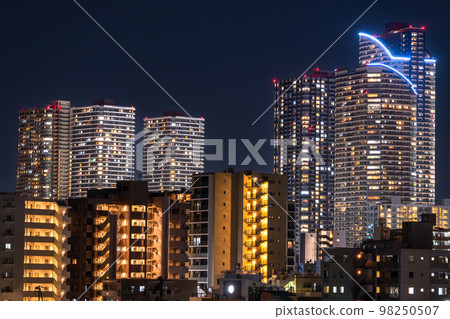 "Kanagawa Prefecture" Night view of Musashi Kosugi Tower Mansion / Residential area of Kawasaki City "Kanagawa Prefecture" Night view of Musashi Kosugi Tower Mansion / Residential area of Kawasaki City 98250507
