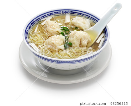 Hong Kong-style shrimp wonton noodles 98256315