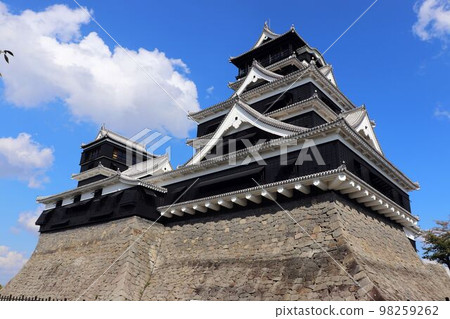Kumamoto Castle  98259262