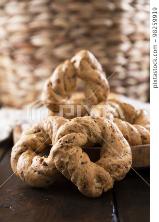 Taralli, a popular cheap snack, for sale in Naples, Italy. Neapolitan cookies called made with lard 98259919