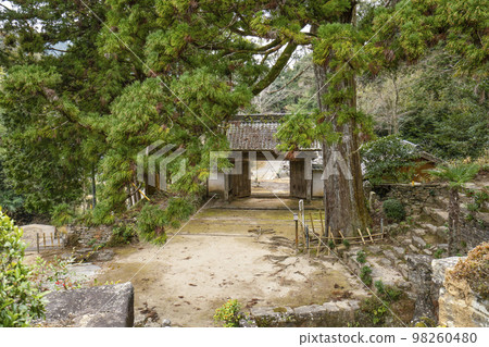 Tenonji Temple (Okazaki City) Somon Tenonji Temple (Okazaki City) Somon 98260480
