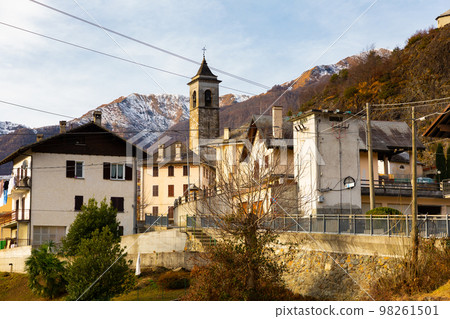 Alpine township of Finero on background of snowy mountains in winter 98261501