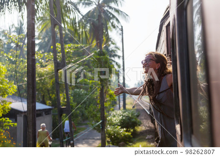 Girl in train 98262807