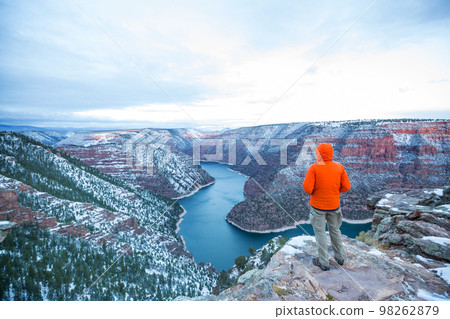 Winter in Flaming Gorge 98262879