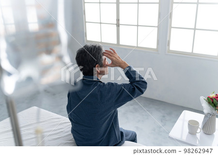Inpatient who is absentminded in the hospital room Inpatient who is absentminded in the hospital room 98262947