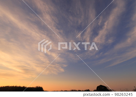 Sunset sky and sunset clouds Sunset sky and sunset clouds 98263245