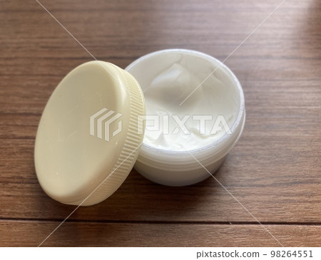 Ointment 2 Ointment 2 98264551