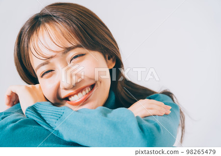 woman in blue knit 98265479