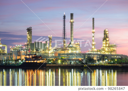 Oil gas refinery plant at twilight. Oil gas refinery plant at twilight. 98265847