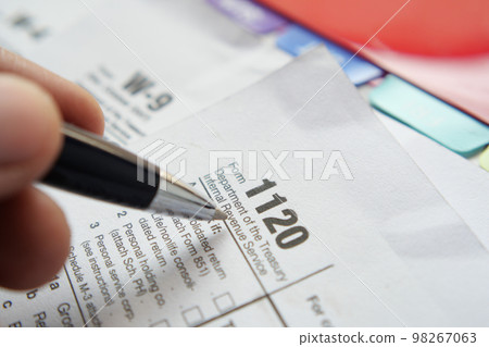 many US tax form on table many US tax form on table 98267063