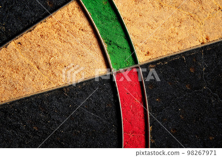 dart board close up 98267971