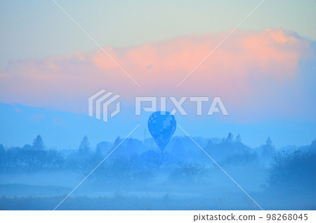 Balloon race (Watarase Retarding Ground) 98268045