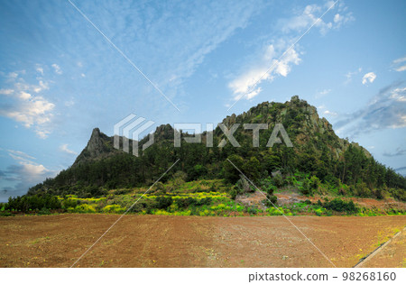 Bagumji Oreum, Dansan, Mountain, Oreum, Foreground, Eve, Rural, Dongsan, Bagumji Oreum, Dansan, Mountain, Oreum, Foreground, Eve, Rural, Dongsan, 98268160