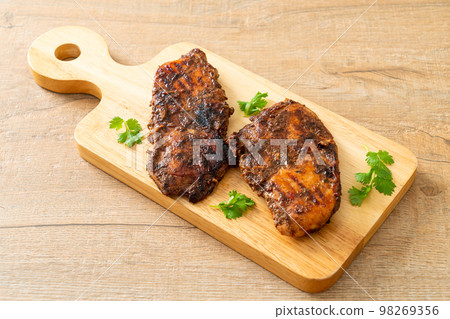 spicy grilled jamaican jerk chicken spicy grilled jamaican jerk chicken 98269356