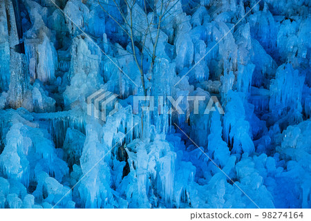 Ashigakubo Icicle Light Up, Chichibu's Three Major Icicles 98274164