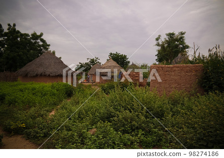 Panoramic view to Bkonni village of Hausa people, Tahoua, Niger 98274186