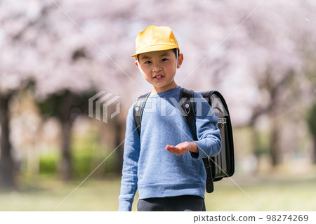 小學學生 小學生 兒童 98274269